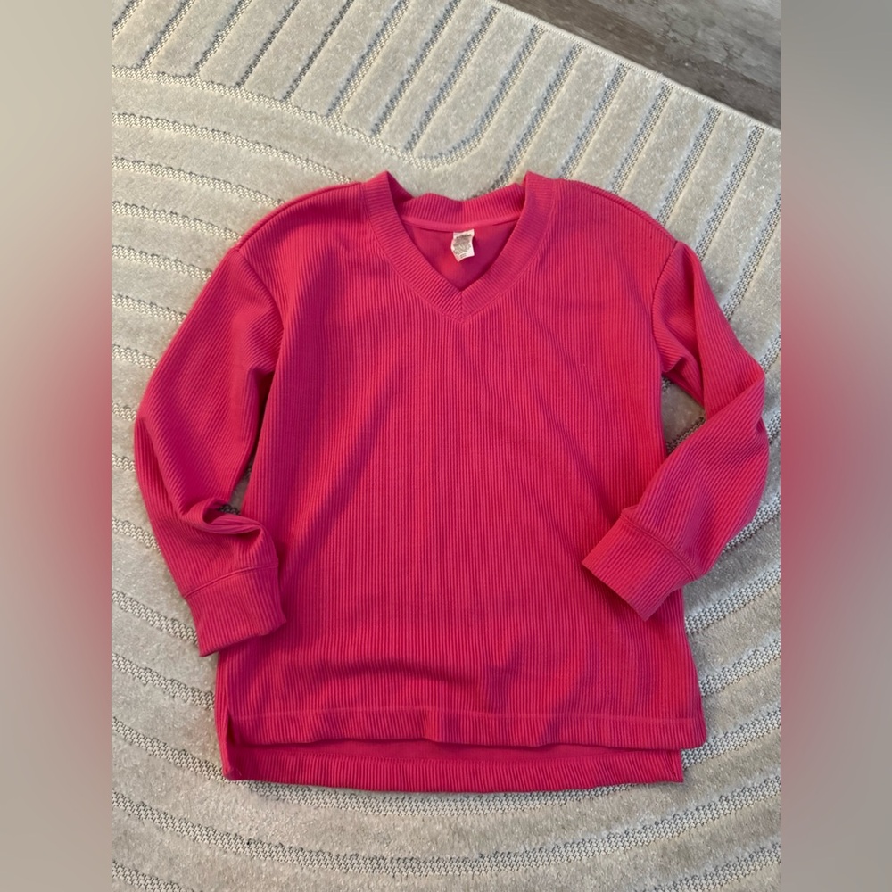 RBX women’s Bright Pink V-Neck Sweater— size small